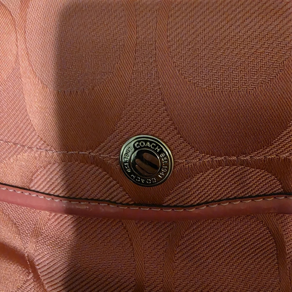 COACH Pink Crossbody Bag - Picture 7 of 7